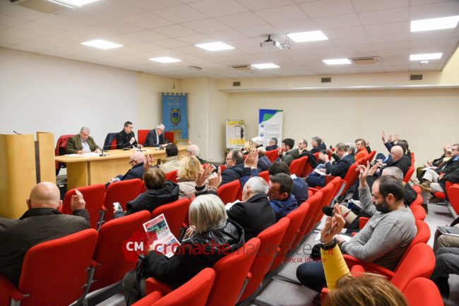 AATO_SIT-IN_FF-16-650x434