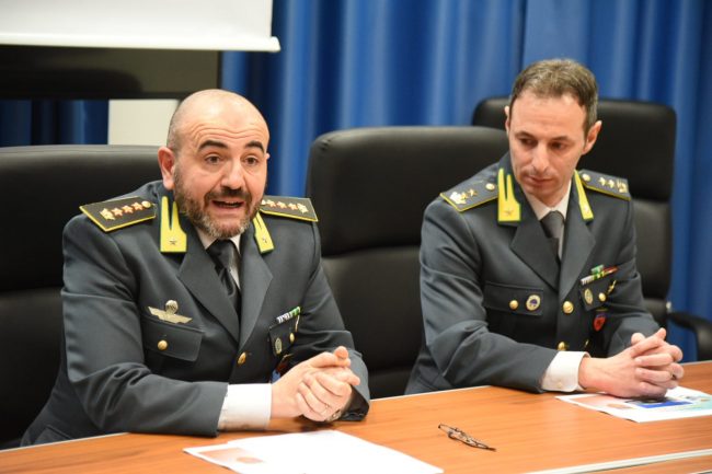 finanza-marchi-contraffatti6-650x433