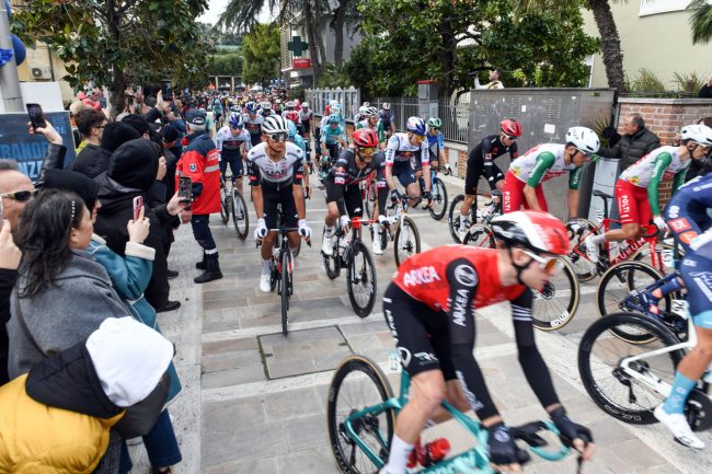 partenza tirreno adriatico 2025 - porto potenza picena ppp - FDM (22)