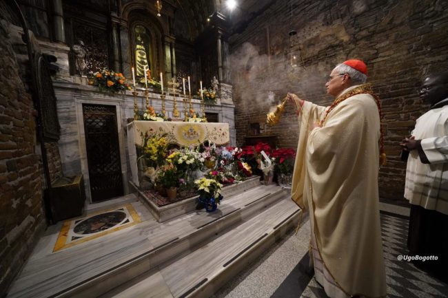 Papa-a-Loreto-3-650x433