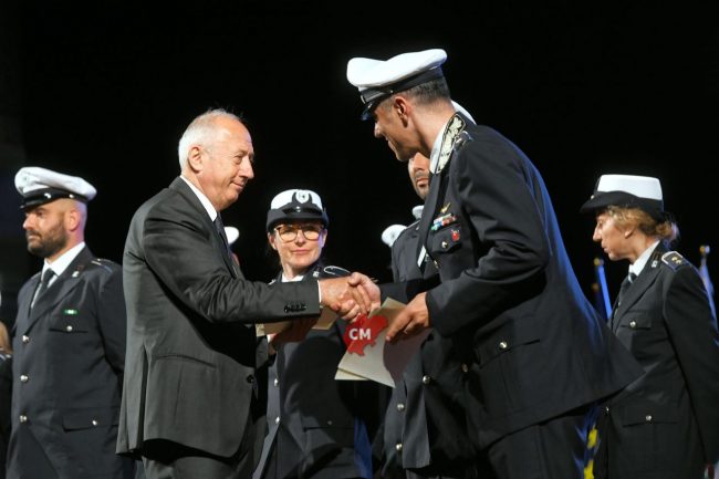 festa-polizia-locale-2025-saltamartini-teatro-rossini-civitanova-FDM-9-650x433