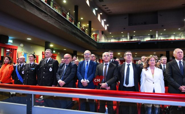 festa-polizia-locale-2025-teatro-rossini-civitanova-FDM-1-650x401