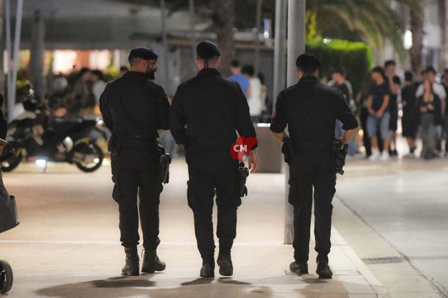 controlli carabinieri notte - lungomare centro - civitanova - FDM (13)