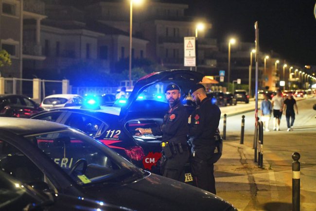 controlli carabinieri notte - lungomare nord - civitanova - FDM (1)