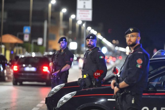 controlli carabinieri notte - lungomare nord - civitanova - FDM (5)
