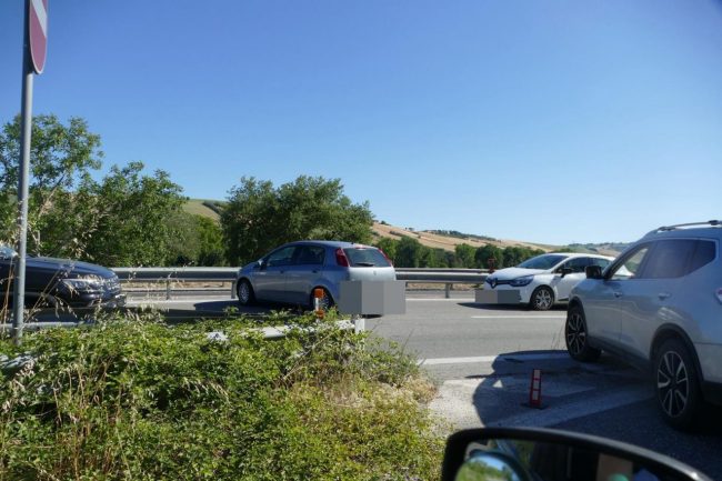 incidente-tolentino-superstrada1-650x433