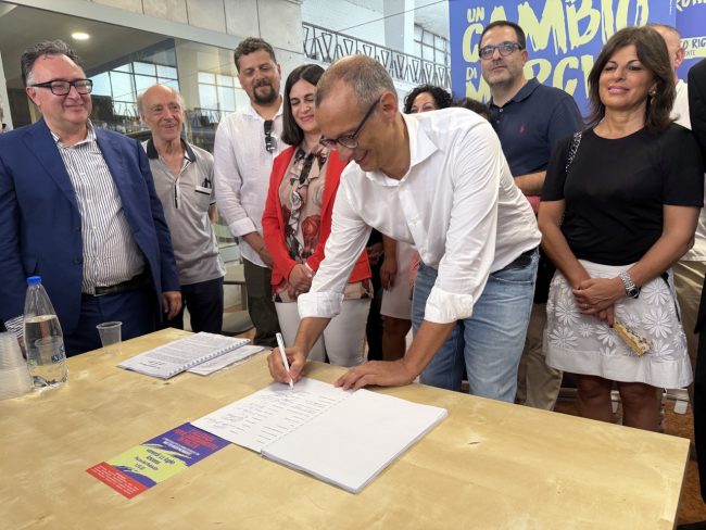 matteo-ricci-accordo-alleanza-del-cambiamento1-dimensioni-grandi-650x488