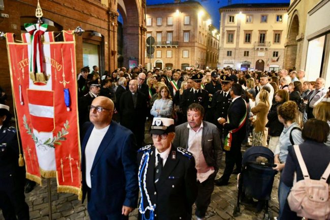 omicidio-gentiana-hudhra-manifestazione-1-650x433