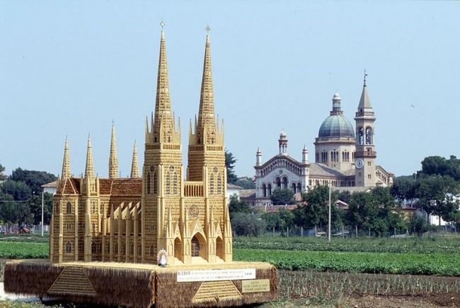 Basilica-di-Lujan-Argentina-Covo-1994-650x436