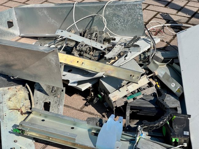 bancomat-saltato-carifermo-porto-potenza-020720253-650x488