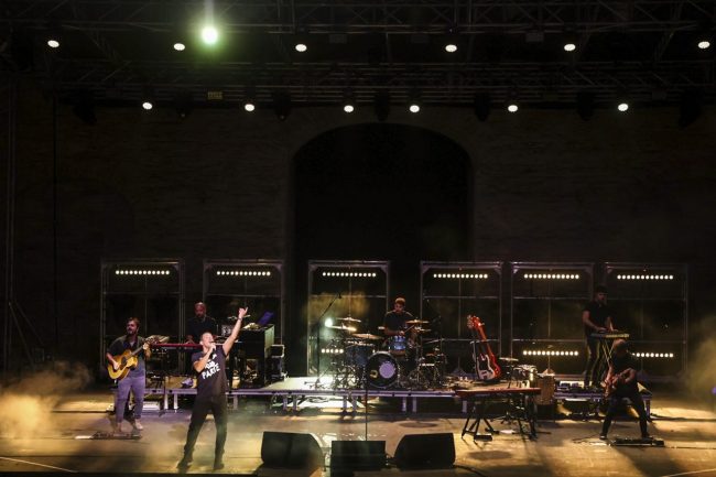 francesco-gabbani-sferisterio-macerata-7-650x433