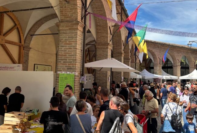 Festa-Ciauscolo-2025-2-e1757334760216-650x439