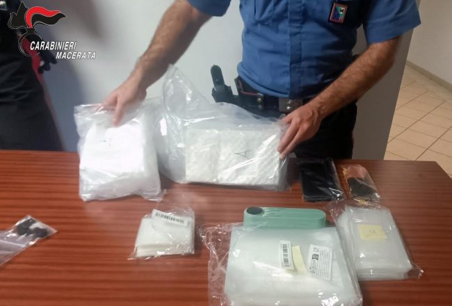 droga-arresto-caldarola-2-650x440