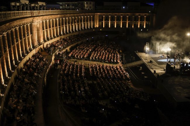 edoardo bennato sferisterio 202520 - dimensioni grandi