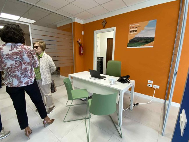 inaugurazione-banca-macerata-corridonia-3-650x488