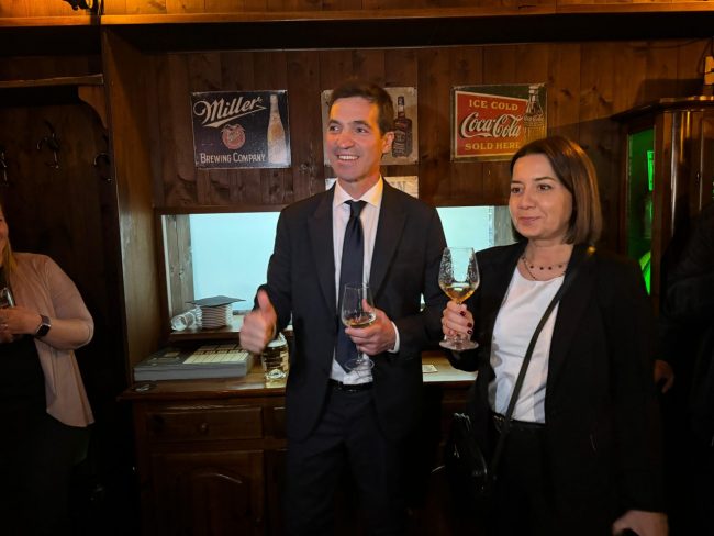 la-festa-di-acquaroli-a-potenza-picena-5-650x488