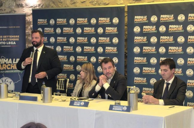 salvini-acquaroli-2-650x430