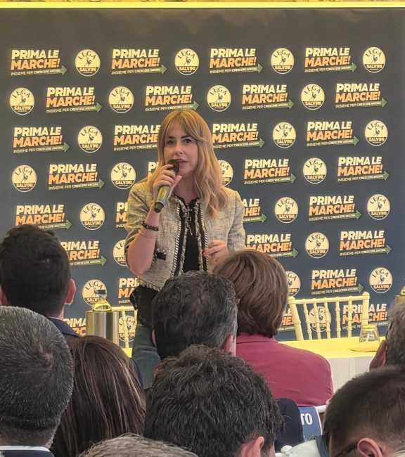 salvini-acquaroli-3-576x650