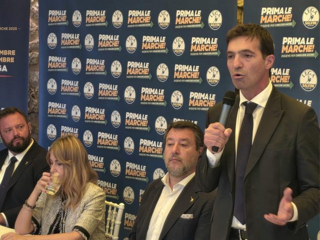 salvini-acquaroli-4-650x487