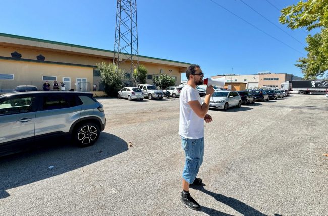 sciopero-amazon-2-650x429