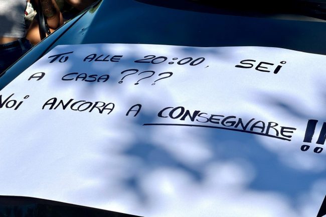 sciopero-amazon-4-650x432