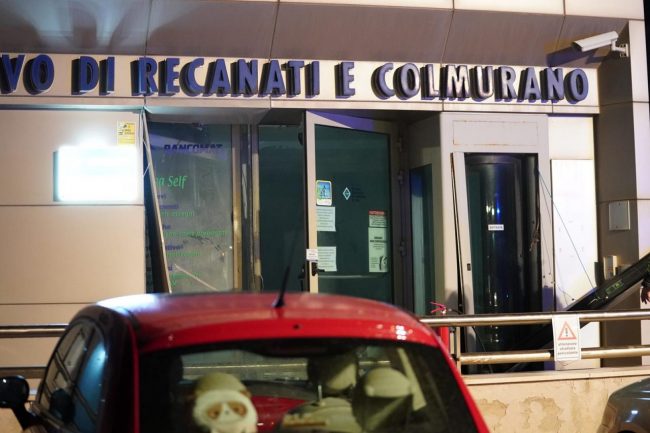 bancomat-porto-potenza7-650x433