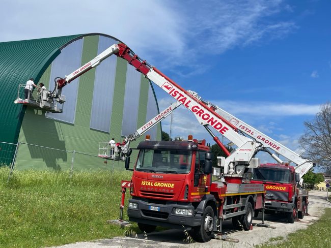 copertura-Palasport-Monterubbiano-2-650x488-1