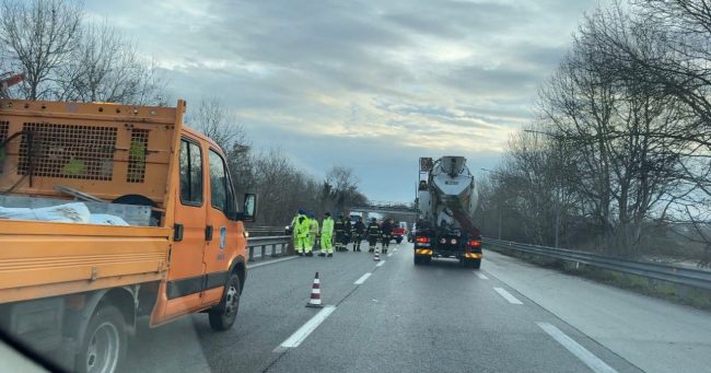 incidente-superstrada-trodica-morrovalle-corridonia-070120261-650x341