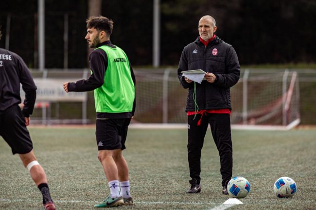 Mister maurizio lauro primi allenamenti maceratese 3