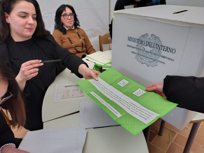 referendum voto elezioni 4