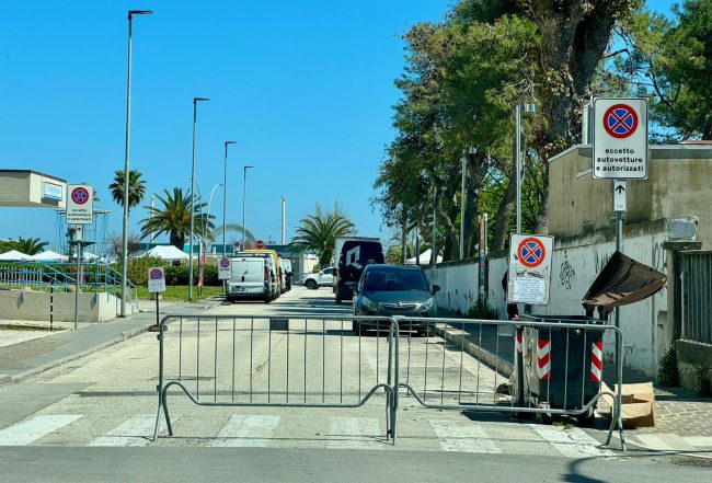 RIFACIMENTO STRISCE PIAZZA XX SETTEMBRE CCIVITANOVA (2)