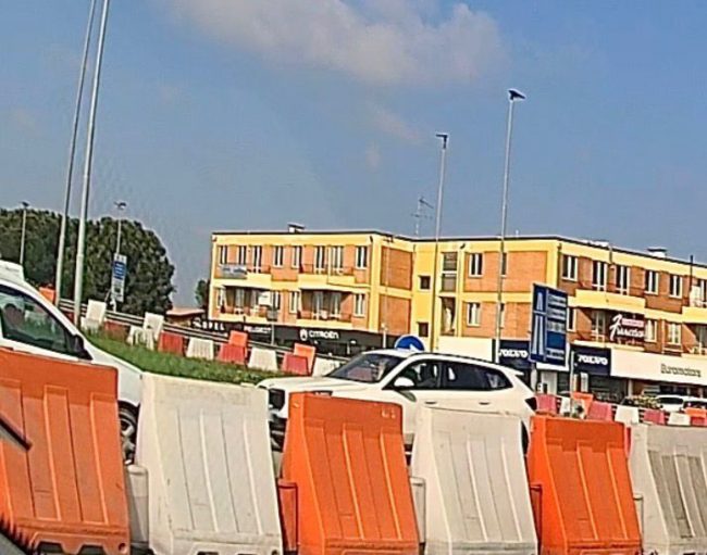 contromano auto civitanova (2)