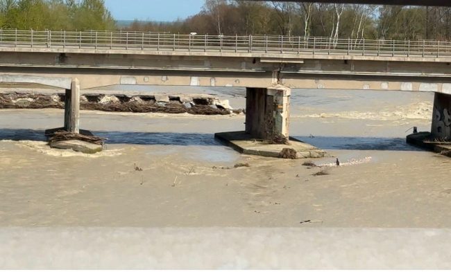 fiume chienti foce mareggiata (1)