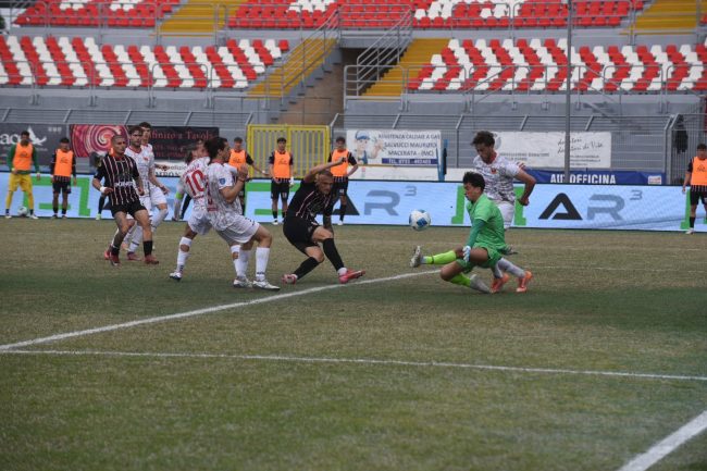 maceratese recanatese punti pesanti esultanza10