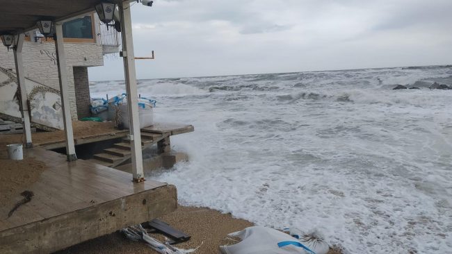 mareggiata porto recanati 2 aprile (4)