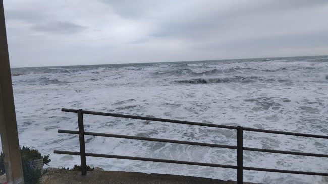 mareggiata porto recanati 2 aprile (6)