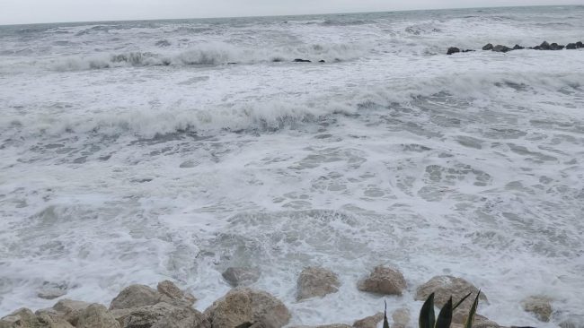 mareggiata porto recanati 2 aprile (8)