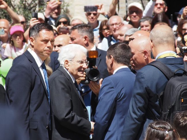 mattarella san severino 25 aprile festa uscita (10)