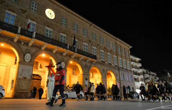processione del venerdì santo - piazza xx settembre - civitanova - FDM (13)