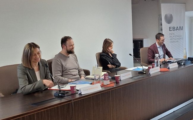 tavolo-approfondimento