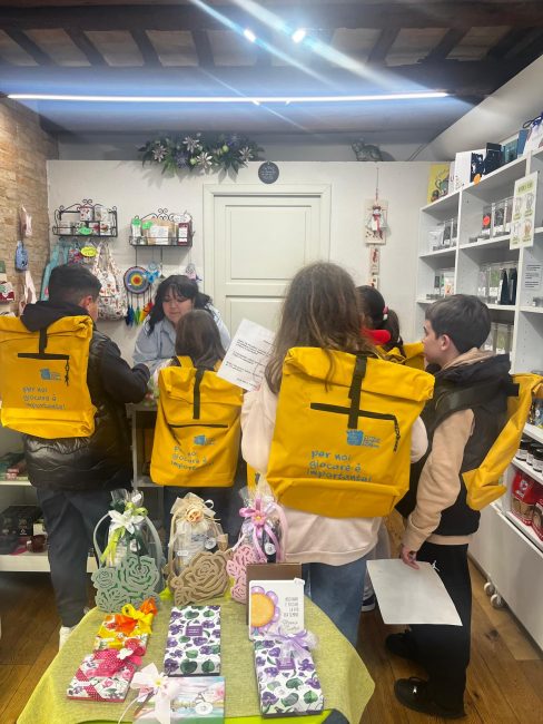 CONSIGLIO DEI BAMBINI MACERATA (2)
