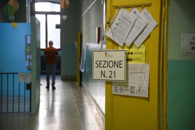 De Amicis_Seggio Elettorale_Voto_FF-1