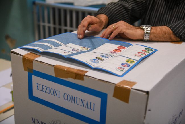 De Amicis_Seggio Elettorale_Voto_FF-7