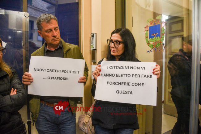 Provincia_Protesta_Discarica_Rifiuti_FF-11
