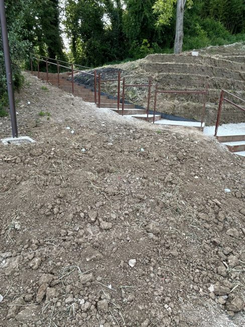 atto vandalico auto danneggiamenti (6)