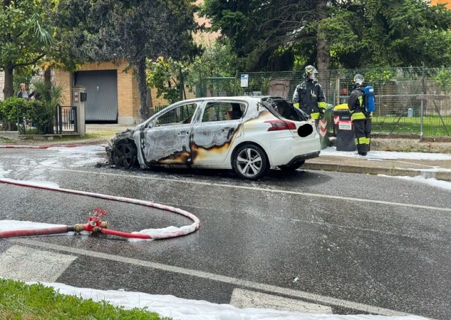 auto fuoco recanati (4)