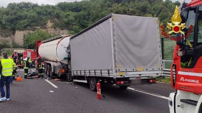incidente a14 fermo