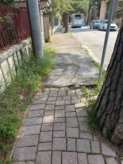 marciapiedi viale indipendenza (10)