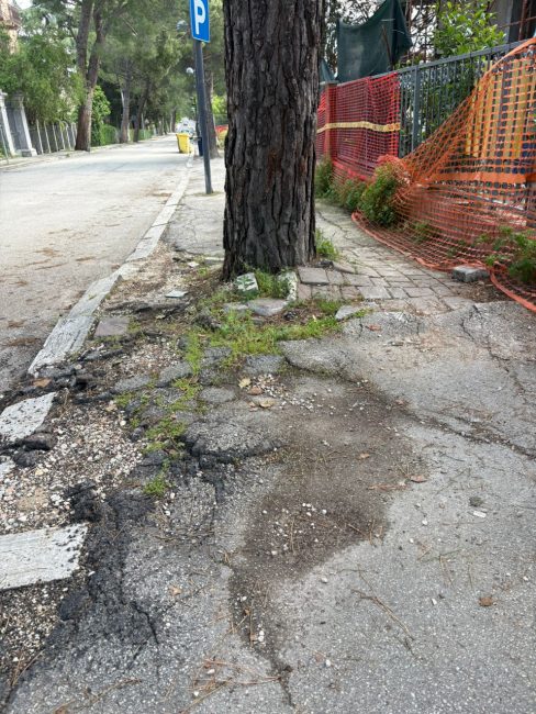 marciapiedi viale indipendenza (2)