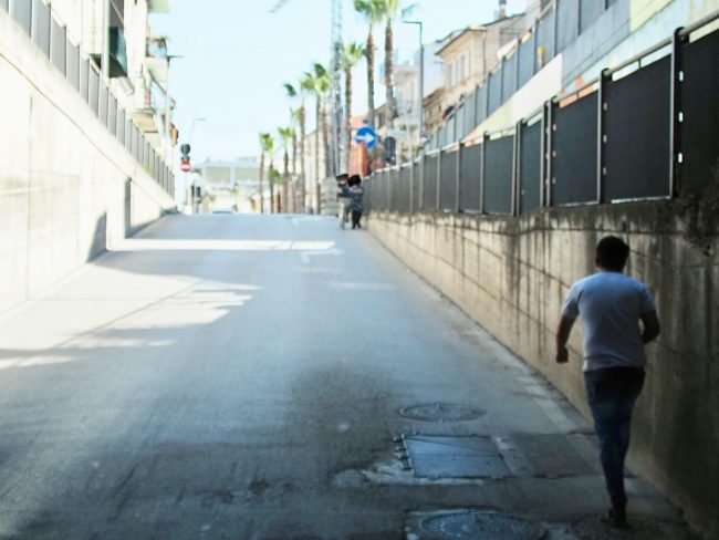 pedoni sottopasso strada via indipendenza (8)